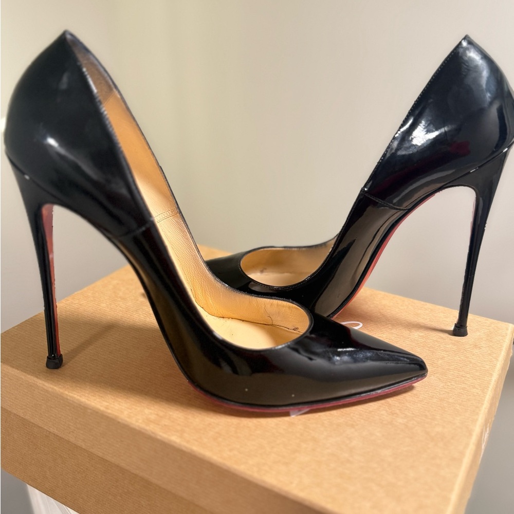 Elegant Black Stiletto Heels